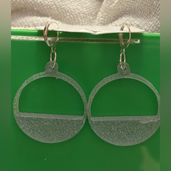 Hand Crafted Jewelry - ***SOLD***NEW clear round earrings